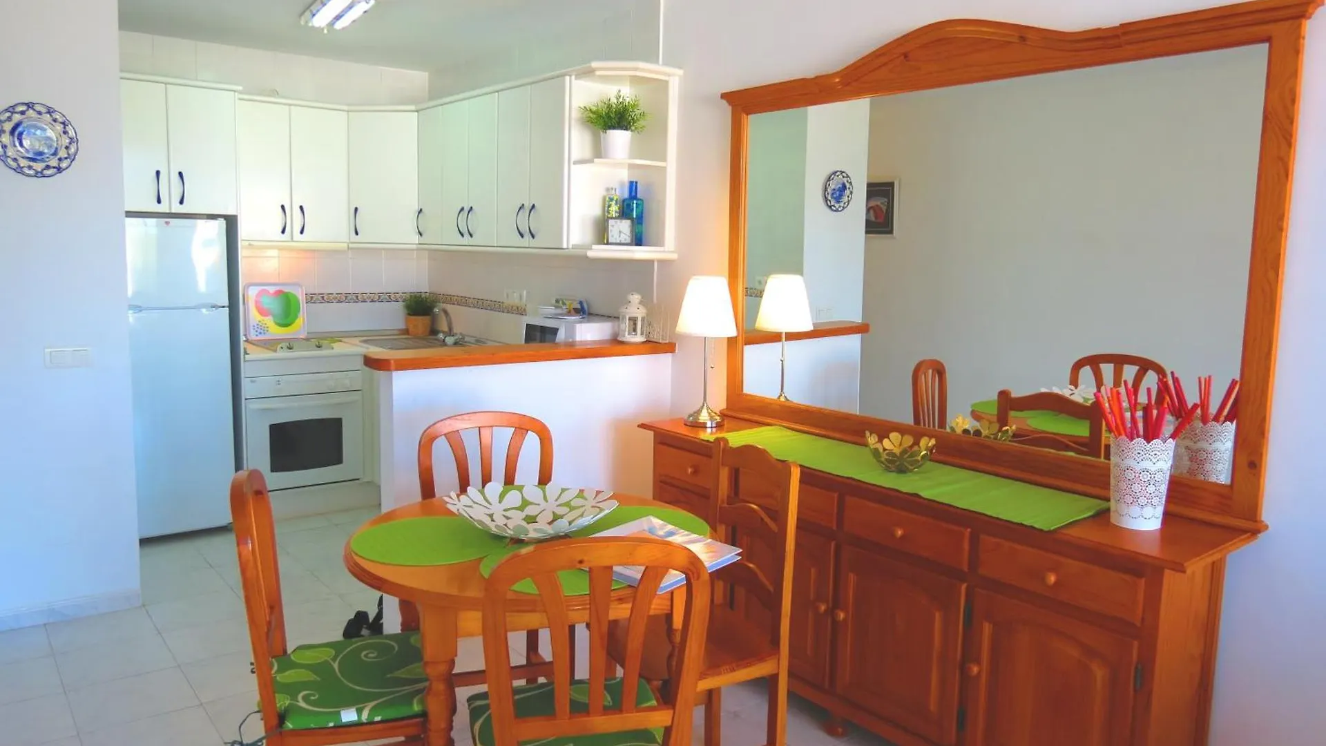 Apartamentos Lual Burriana Nerja 0*,  España
