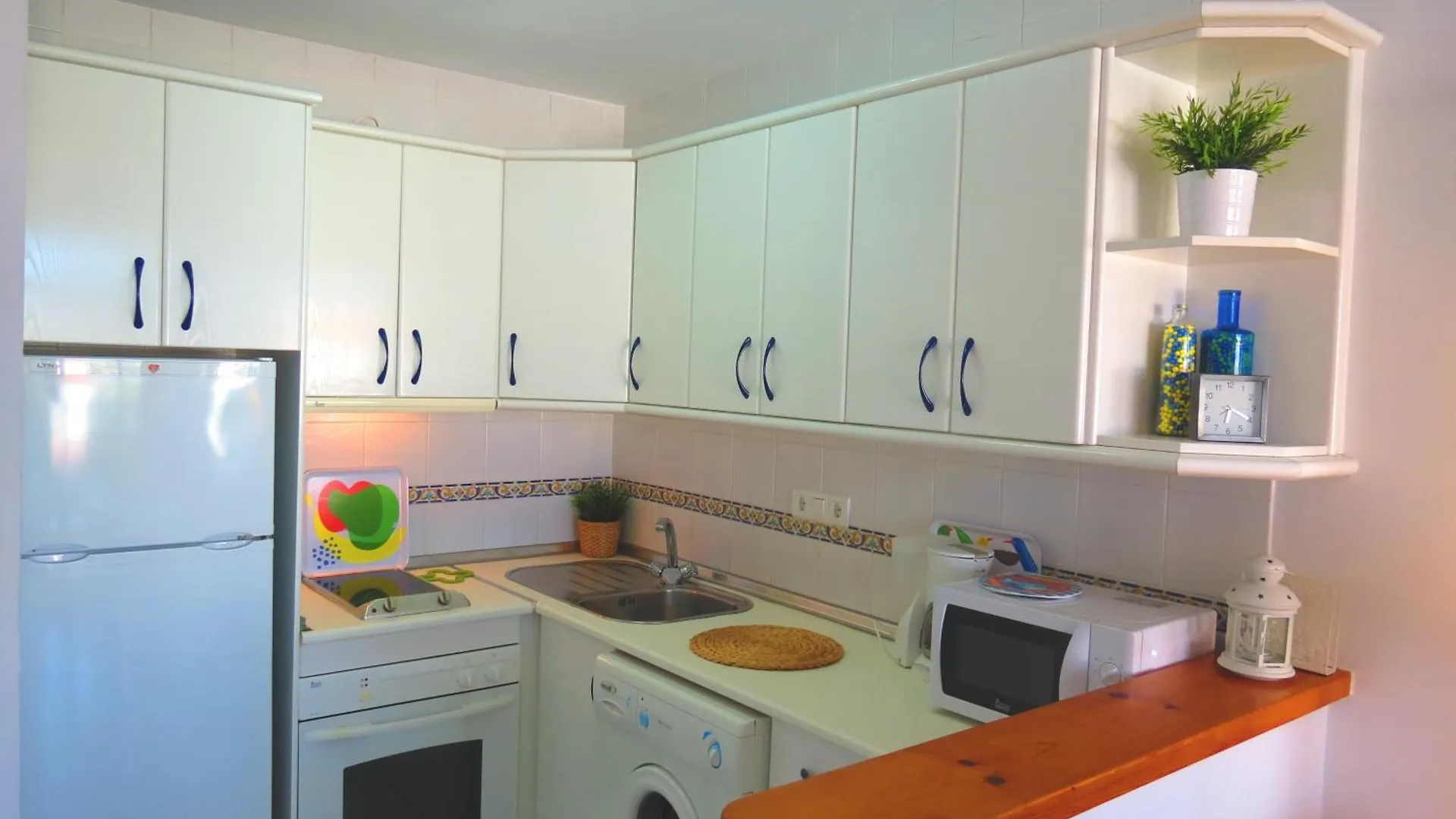 Apartamentos Lual Burriana Nerja